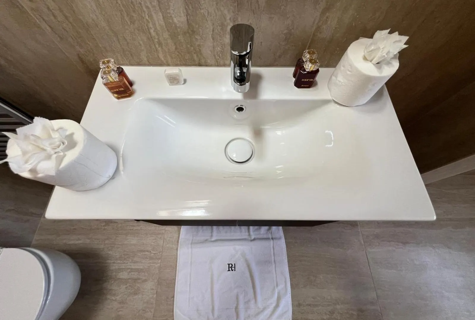 Brera Prestige Apartment Near Duomo Milan