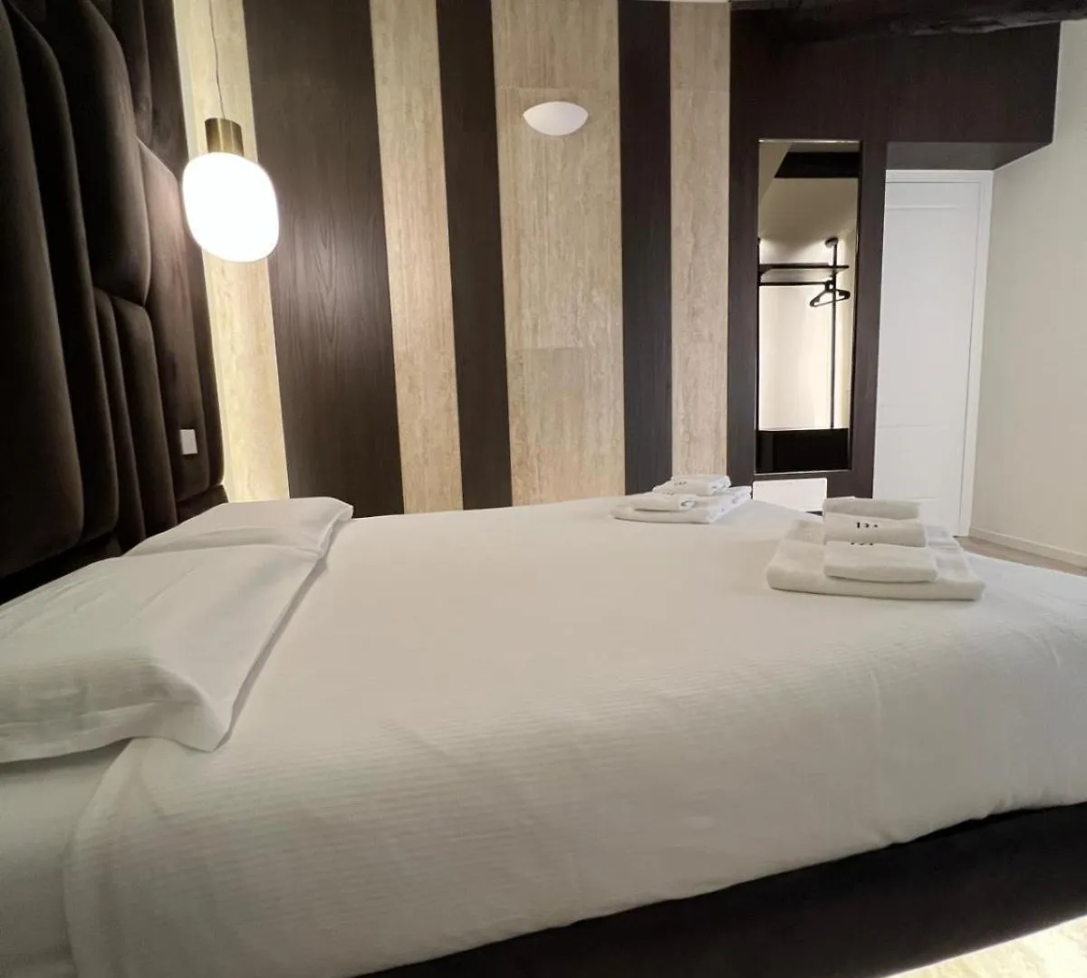 Brera Prestige Apartment Near Duomo Milan