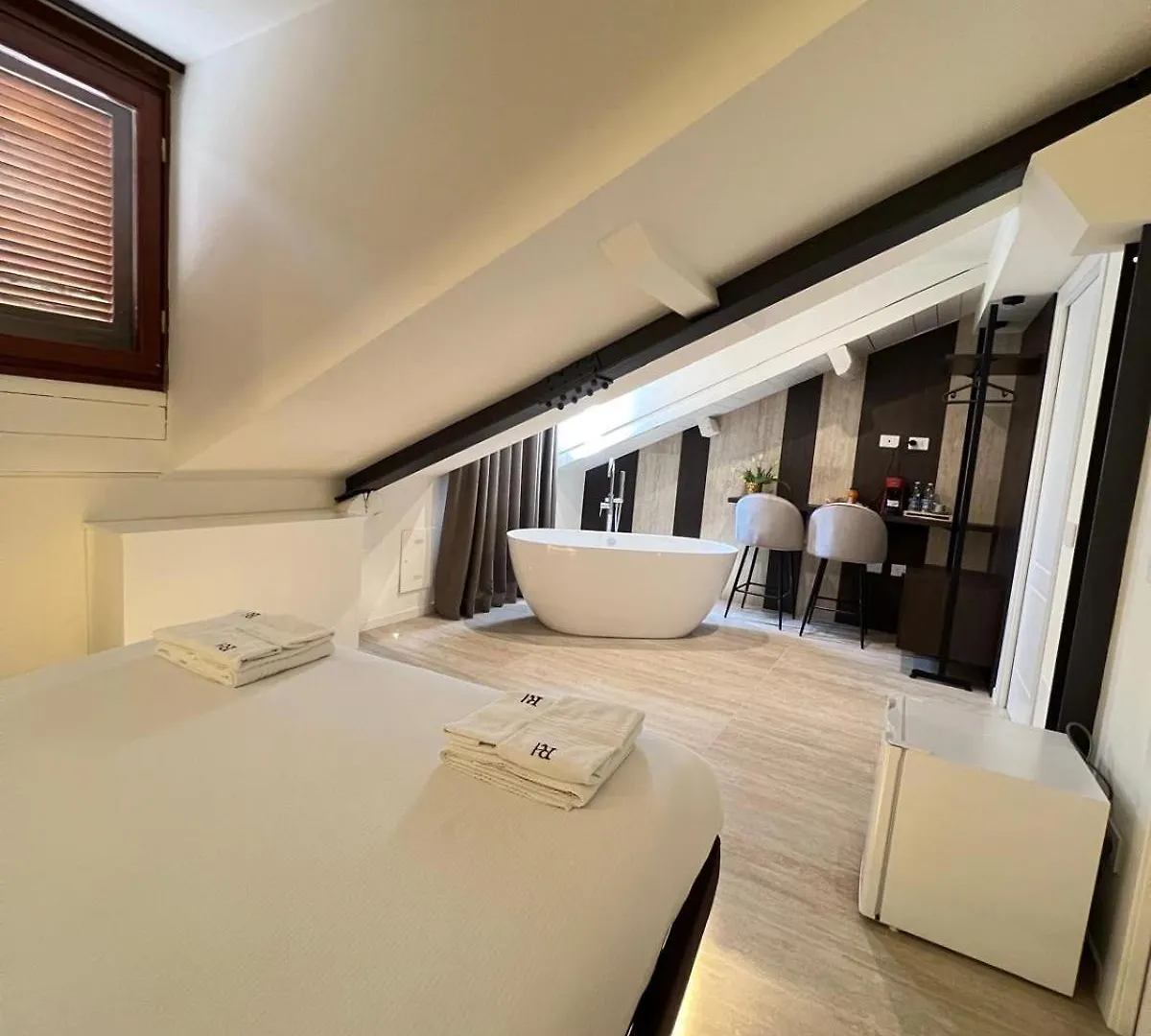 Brera Prestige Apartment Near Duomo Milan