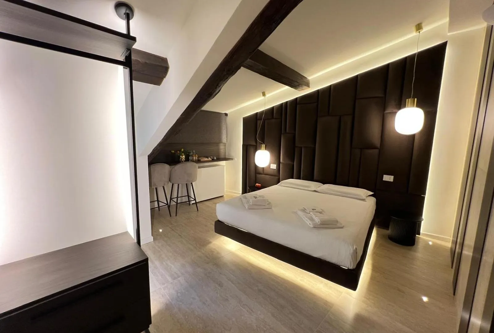 Brera Prestige Apartment Near Duomo Milaan