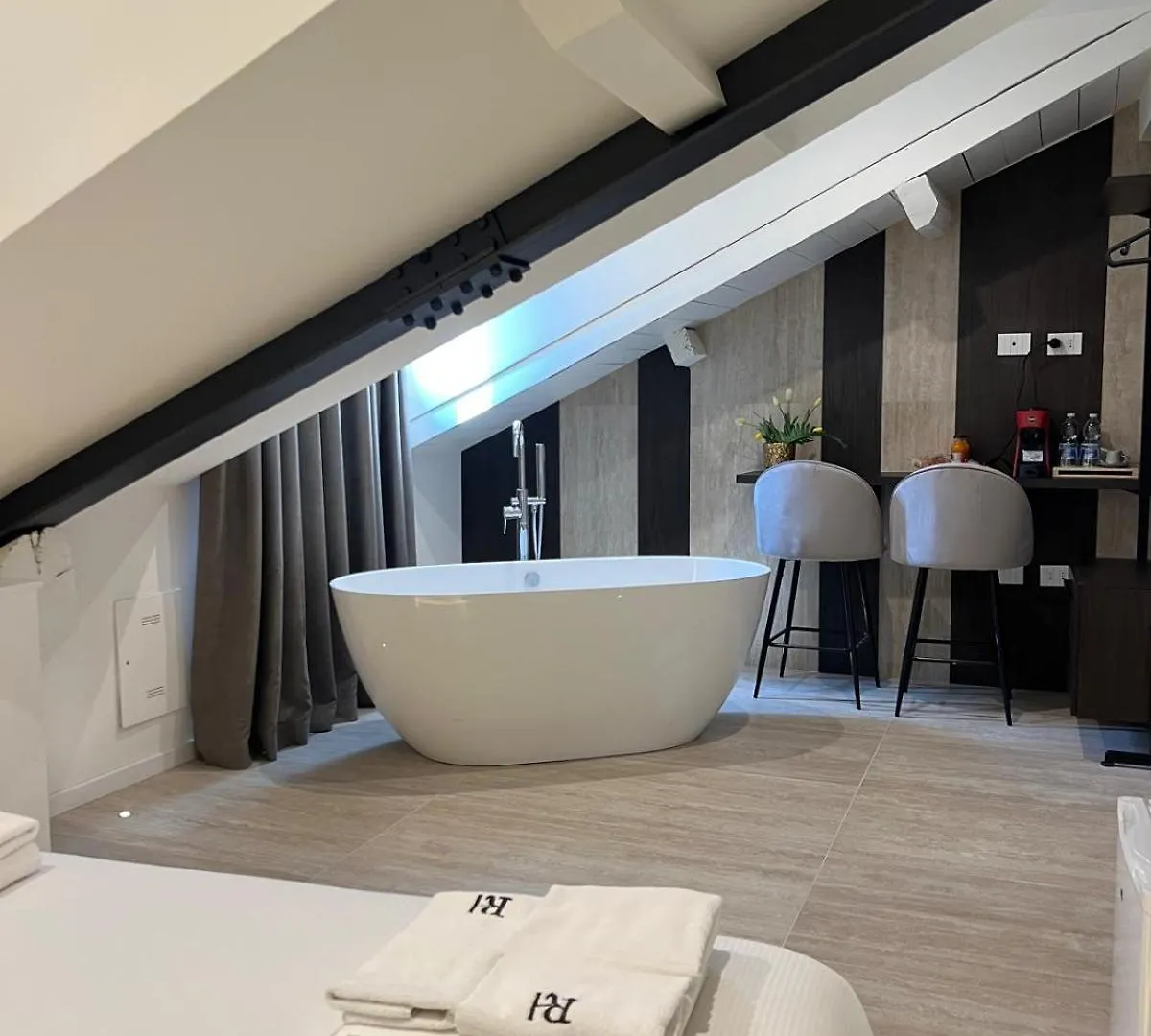 Brera Prestige Apartment Near Duomo Milaan